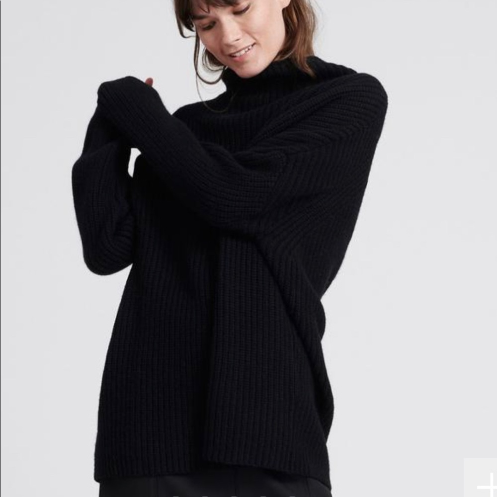 Naadam Wool Cashmere oversized Turtleneck Sweater